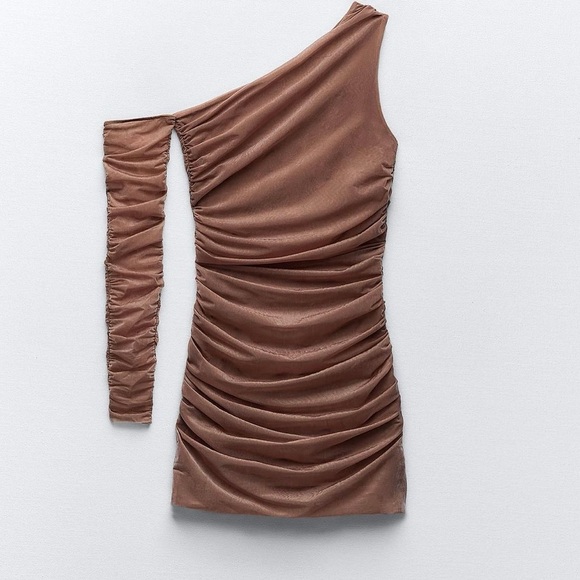 Ruched draped organza Zara dress fitted - Picture 6 of 6